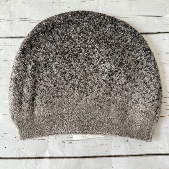 Barefoot Dreams CozyChic Lite Confetti Beanie in Storm Grey Dark Brown One Size - Picture 7 of 8
